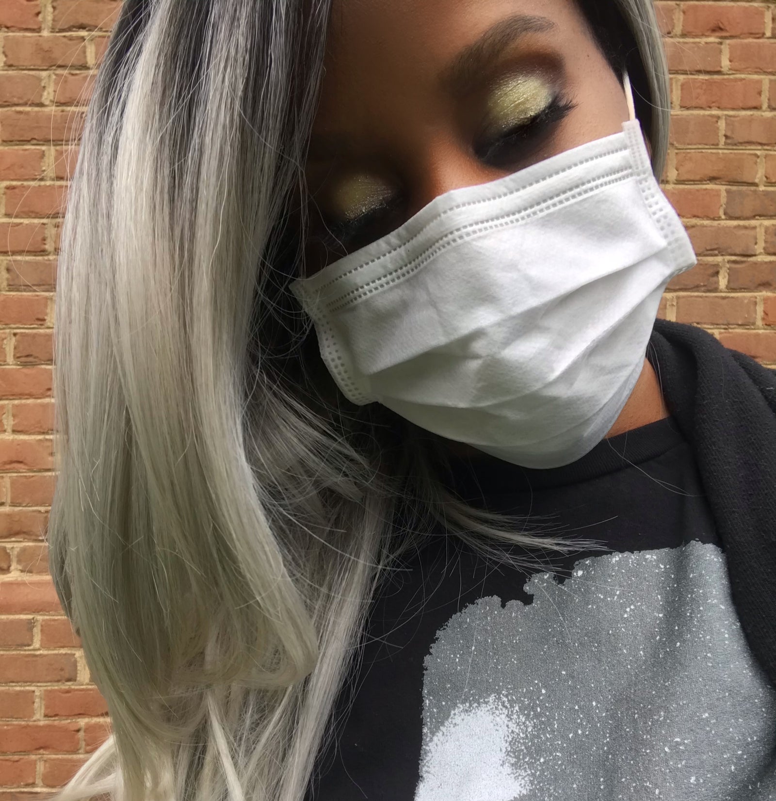 How to Wear A Mask Over Your Makeup